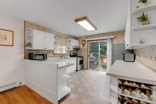135 Centre Ave, Lindenhurst, NY 11757 - Photo 10