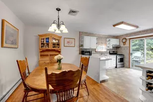 135 Centre Ave, Lindenhurst, NY 11757 - Photo 8