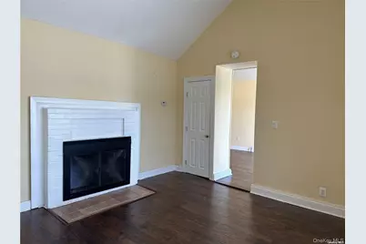 193 Woodbine Avenue #C, Northport, NY 11768 - Photo 8