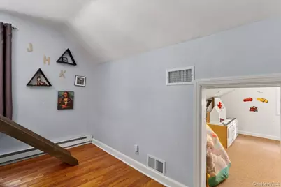 150 Parkview Place, Mount Kisco, NY 10549 - Photo 18