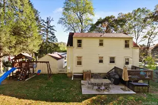 150 Parkview Pl, Mount Kisco, NY 10549 - Photo 24