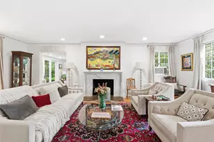 89 Bayview Ave, Great Neck, NY 11021 - Photo 4