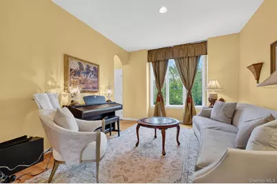 12 Loosestrife Drive, Hopewell Junction, NY 12533 - Photo 10