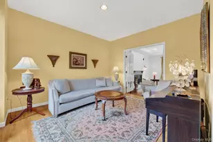12 Loose Strife Dr, Hopewell Junction, NY 12533 - Photo 8