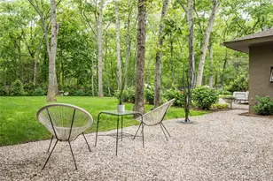 13 Bittersweet Ave, Hampton Bays, NY 11946 - Photo 32