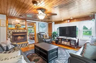 589-595 Plank Rd, Mount Tremper, NY 12457 - Photo 6