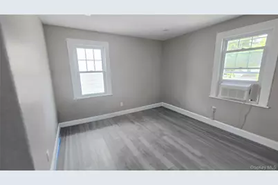 24358 144th Avenue #2nd Floor, Rosedale, NY 11422 - Photo 4