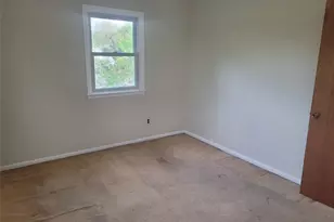 8 Cornell Rd, Patchogue, NY 11772 - Photo 18