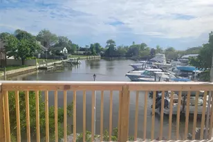 8 Cornell Rd, Patchogue, NY 11772 - Photo 2