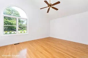 47 Suffolk Rd, Hampton Bays, NY 11946 - Photo 24