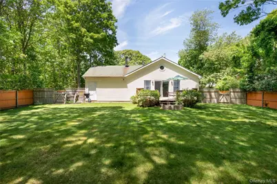 47 Suffolk Road, Hampton Bays, NY 11946 - Photo 34