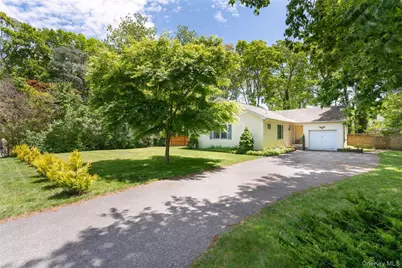 47 Suffolk Road, Hampton Bays, NY 11946 - Photo 2