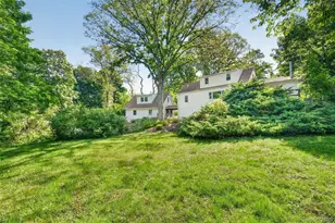 2 Merry Hill Rd, Poughkeepsie, NY 12603 - Photo 32
