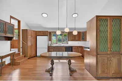 2 Merry Hill Road, Poughkeepsie, NY 12603 - Photo 6