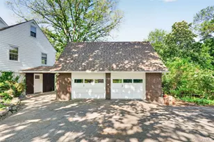 2 Merry Hill Rd, Poughkeepsie, NY 12603 - Photo 2