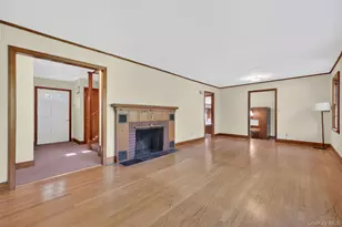 2 Merry Hill Rd, Poughkeepsie, NY 12603 - Photo 10