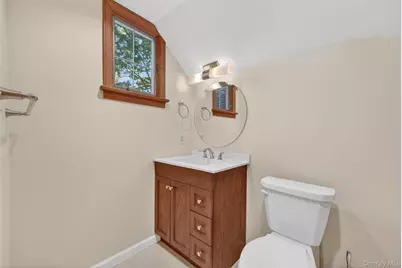 2 Merry Hill Road, Poughkeepsie, NY 12603 - Photo 20