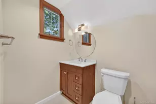 2 Merry Hill Rd, Poughkeepsie, NY 12603 - Photo 20