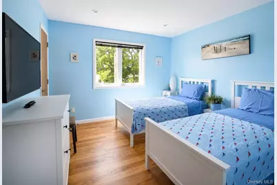 345 Old Cove Boulevard, Southold, NY 11971 - Photo 10
