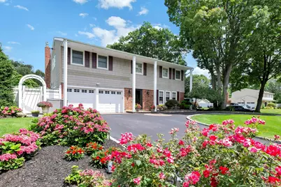 23 Gaynor Avenue, Nesconset, NY 11767 - Photo 2