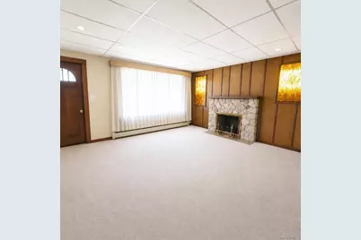 16422 Grand Central Parkway, Jamaica, NY 11432 - Photo 6