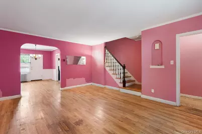 8253 251st Street, Bellerose, NY 11426 - Photo 6