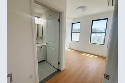 30-87 Steinway Street #4FL, Astoria, NY 11103 - Photo 2