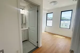 30-87 Steinway St, Astoria, NY 11103 - Photo 2