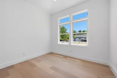 19 Montauk Highway #7, Westhampton, NY 11977 - Photo 12