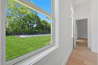 19 Montauk Highway #7, Westhampton, NY 11977 - Photo 10