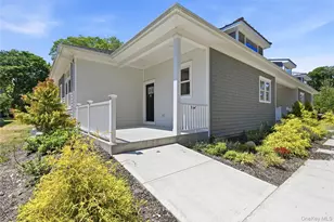19 Montauk Hwy, Westhampton, NY 11977 - Photo 28