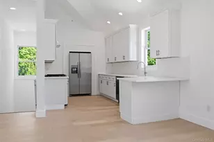19 Montauk Hwy, Westhampton, NY 11977 - Photo 24