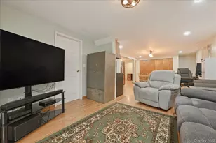 2073 Washington St, Merrick, NY 11566 - Photo 22