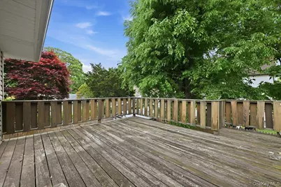 2073 Washington Street, Merrick, NY 11566 - Photo 28