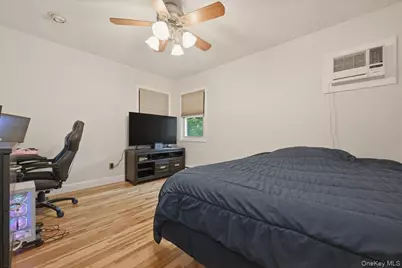 2073 Washington Street, Merrick, NY 11566 - Photo 12