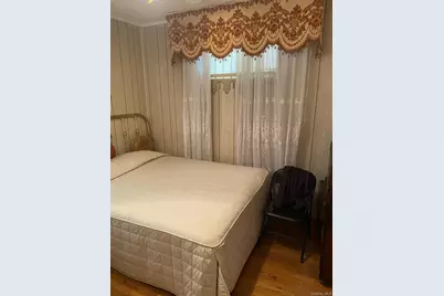 128-22 Francis Lewis Boulevard, Springfield Gardens, NY 11413 - Photo 10