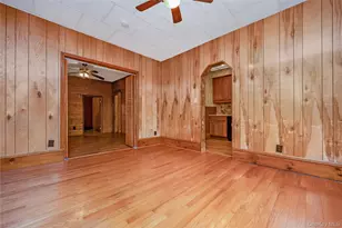 61-49 62nd Rd, Middle Village, NY 11379 - Photo 8