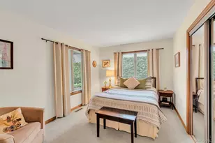 6 Mill Pond Rd, Hampton Bays, NY 11946 - Photo 18