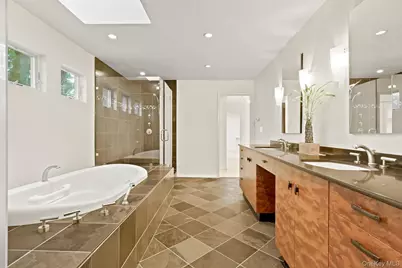 23 Carriage Court, Scarsdale, NY 10583 - Photo 22
