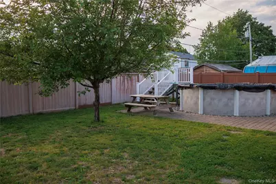 40 Tanager, Levittown, NY 11756 - Photo 14
