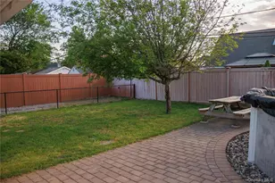 40 Tanager, Levittown, NY 11756 - Photo 12
