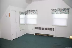 40 Tanager, Levittown, NY 11756 - Photo 10
