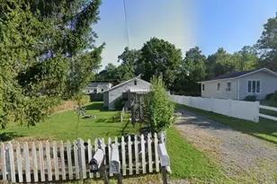 38 Huguenot Rd, Carmel, NY 10512 - Photo 2