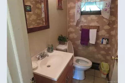 440 Spangle Drive, North Babylon, NY 11703 - Photo 8