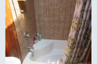 440 Spangle Drive, North Babylon, NY 11703 - Photo 28