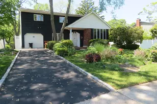 440 Spangle Dr, North Babylon, NY 11703 - Photo 2