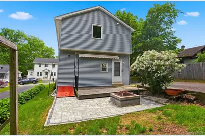 18 Saint Joseph Place, New Windsor, NY 12553 - Photo 32