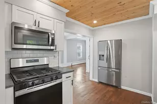 18 St Joseph Pl, New Windsor, NY 12553 - Photo 16