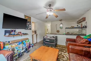 35 Franklin Ave, Mastic, NY 11950 - Photo 4