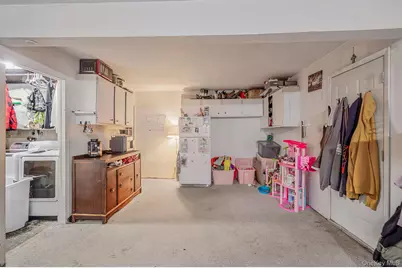 35 Franklin Avenue, Mastic, NY 11950 - Photo 18